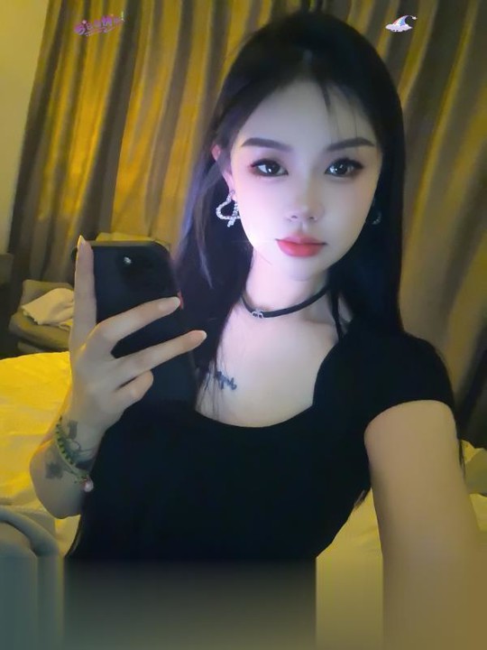 浙江-杭州上城巨臀白虎小辣椒-1.jpg